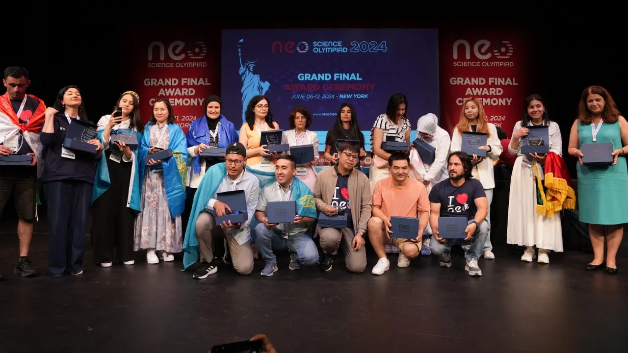 Category winners gathered on stage at the end of the ceremony